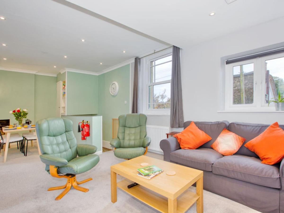 Lovely 2-Bed Apartment Colyton, Nr. Jurassic Coast ภายนอก รูปภาพ