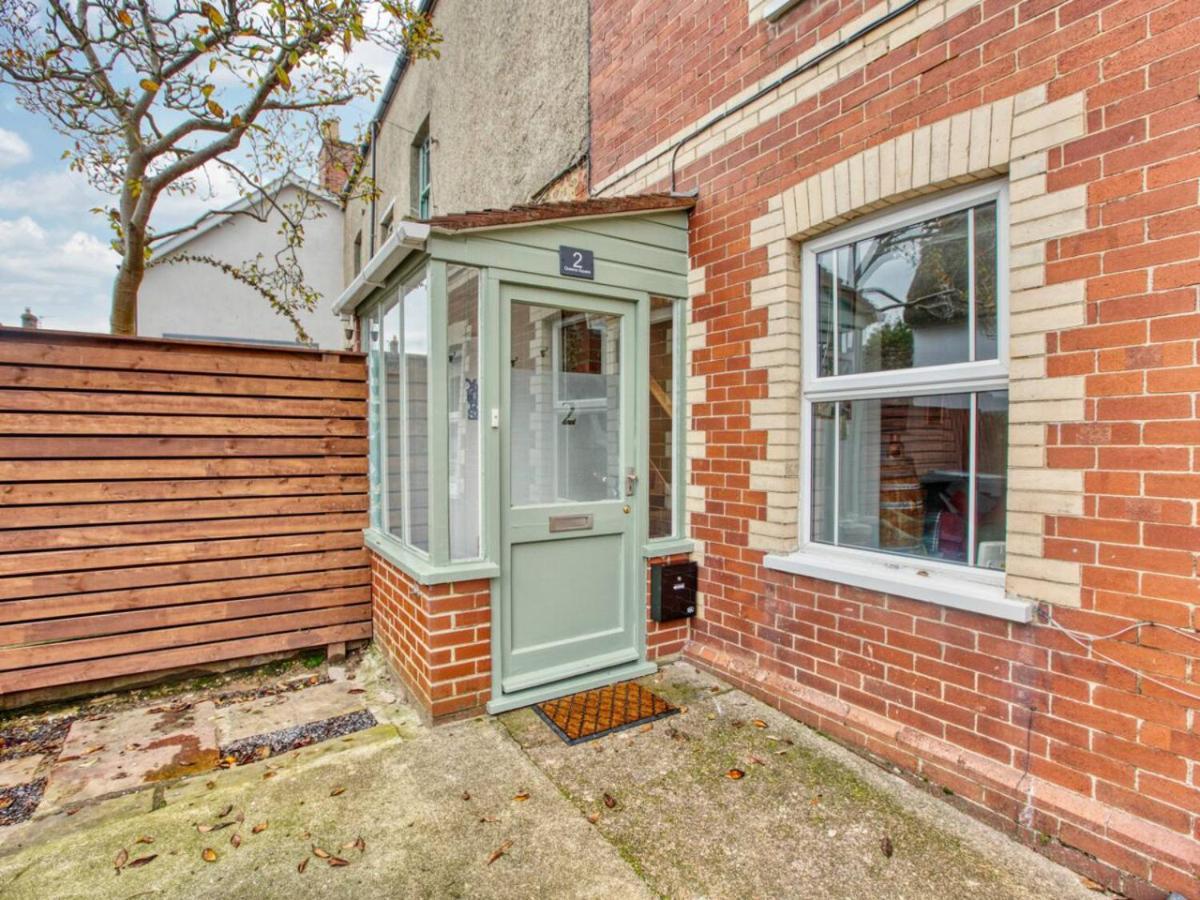 Lovely 2-Bed Apartment Colyton, Nr. Jurassic Coast ภายนอก รูปภาพ